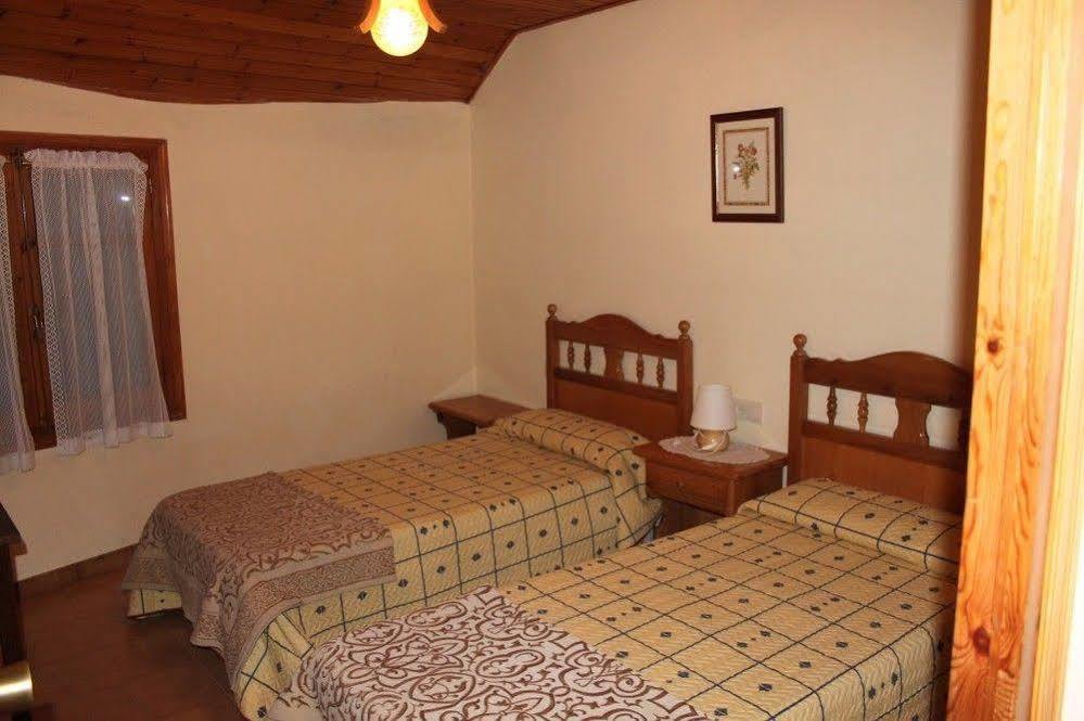 Hostal Aiguamog Salardú Esterno foto